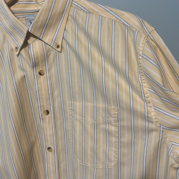 L.L. BEAN button down - Picture 4 of 4